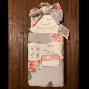 Toby Swaddle with Bow
